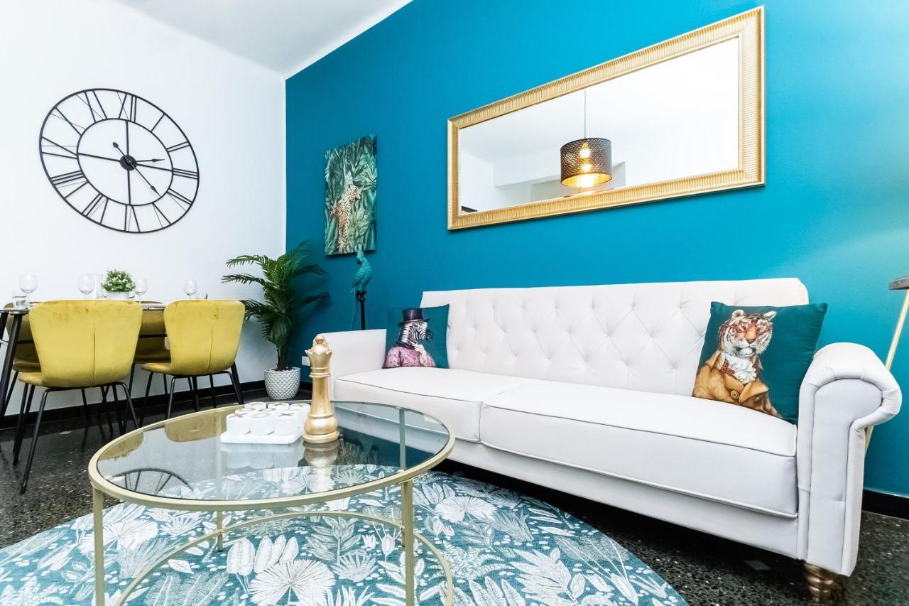 Immobirent - "Acquario" Luxury In Pieno Centro Apartment Генуа Екстериор снимка