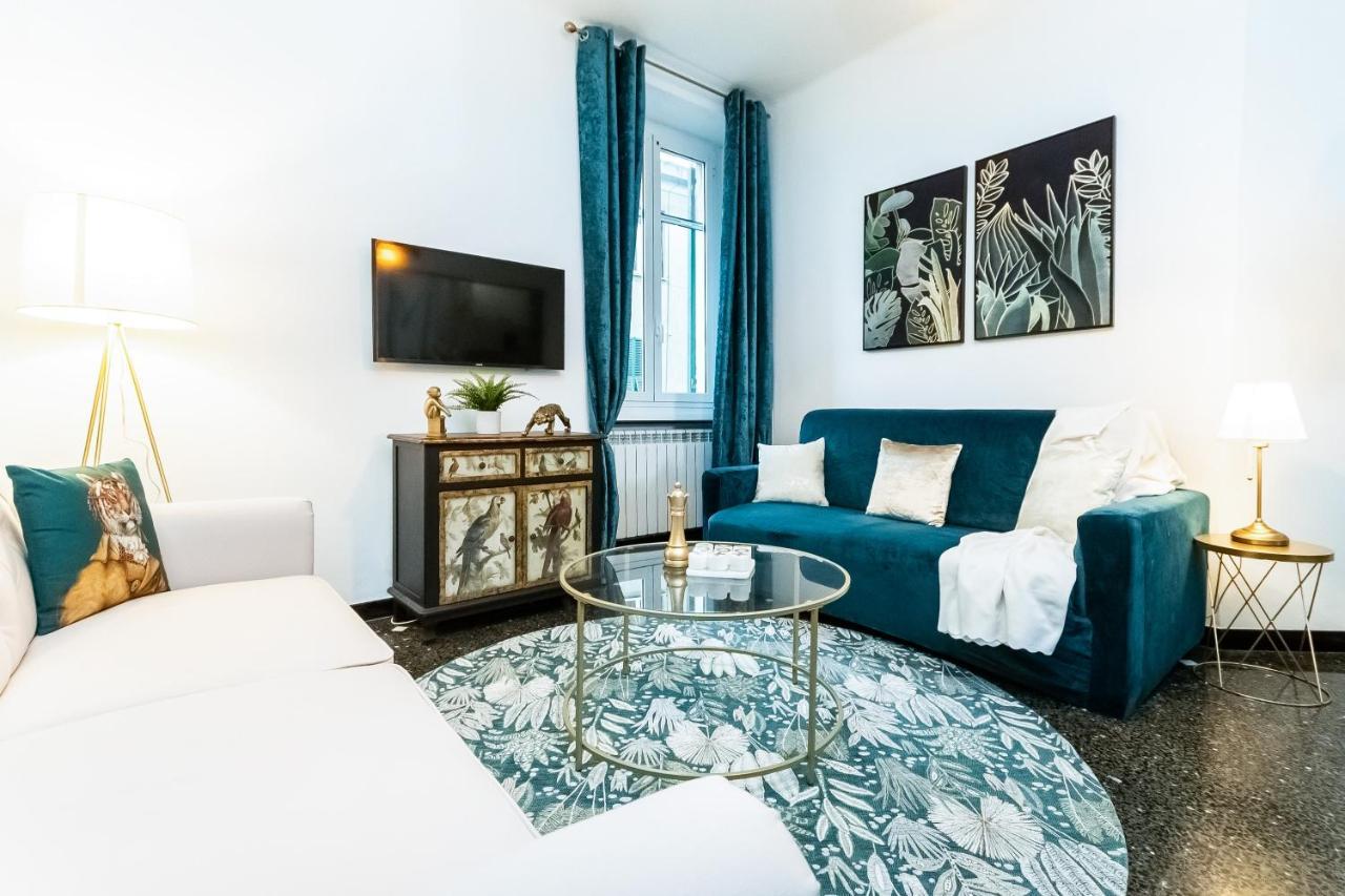 Immobirent - "Acquario" Luxury In Pieno Centro Apartment Генуа Екстериор снимка